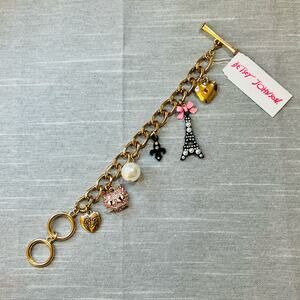 New Betsey Johnson “Betsey Goes to Paris” Chunky Charm Bracelet
